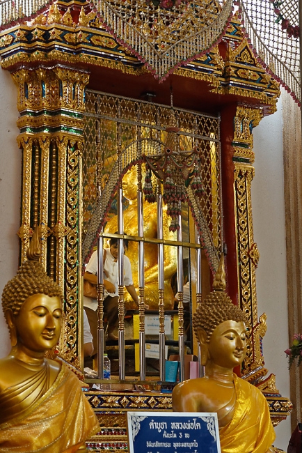 Wat Bang Phli Yai Nai-013